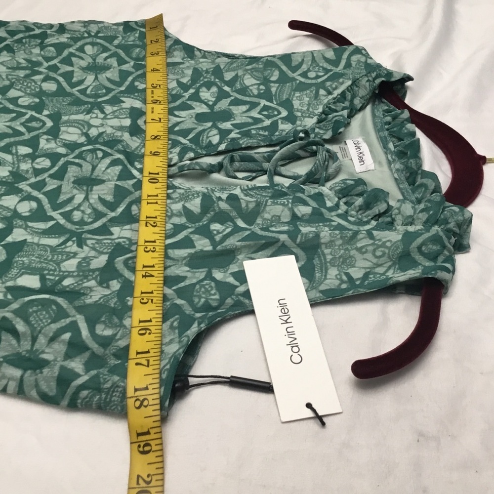 Calvin Klein Green Floral dress - Picture 4 of 15